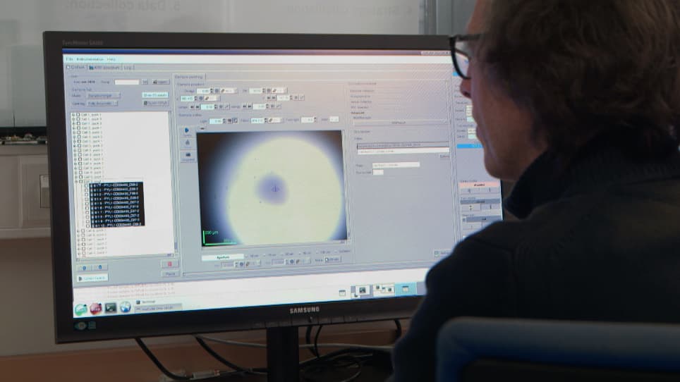 Fully Autonomous Characterization and Data Collection from Crystals of Biological Macromolecules