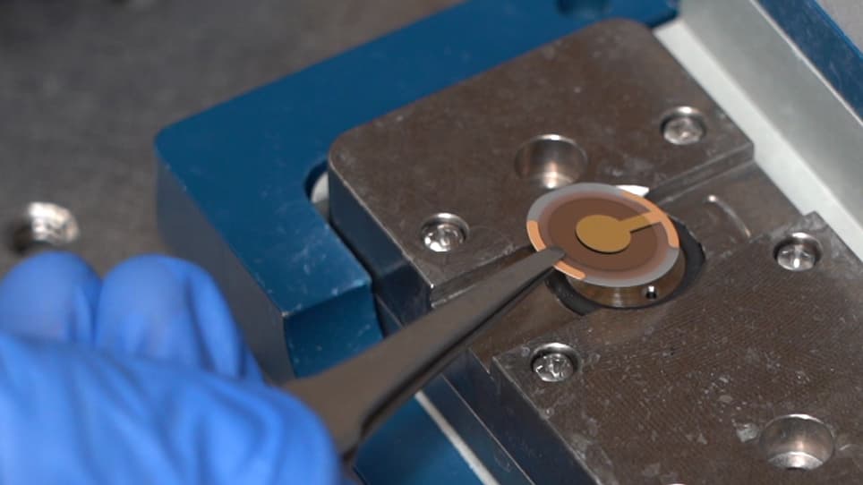 Sample Preparation in Quartz Crystal Microbalance Measurements of Protein Adsorption and Polymer Mechanics
