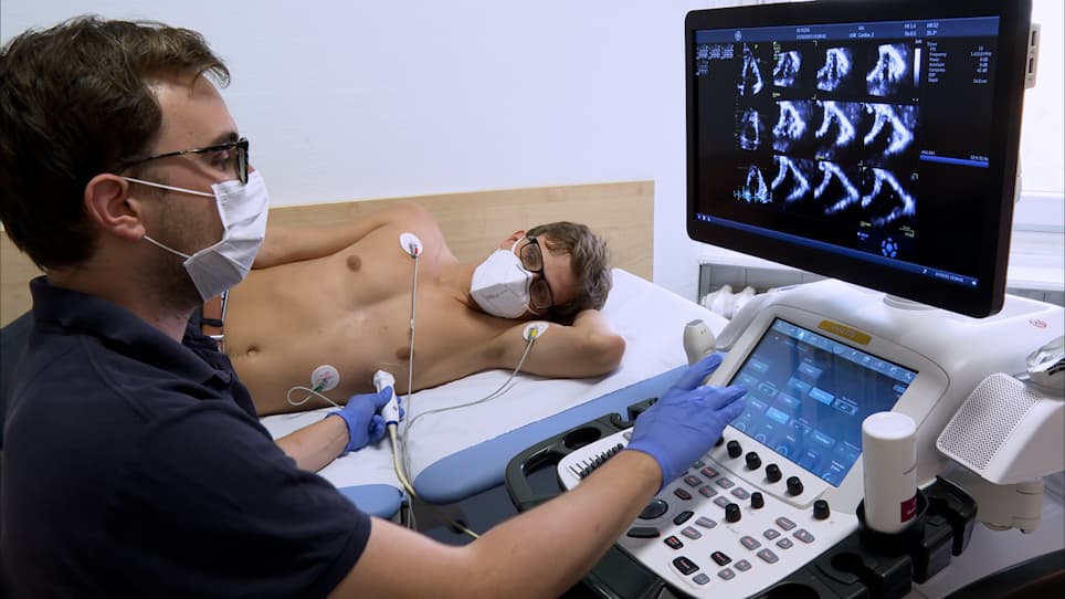 Morphological and Functional Assessment of the Right Ventricle Using 3D Echocardiography