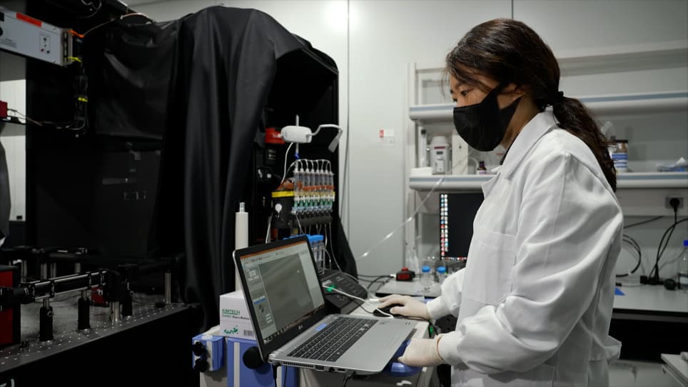 µTongue: A Microfluidics-Based Functional Imaging Platform for the Tongue <em>In Vivo</em>