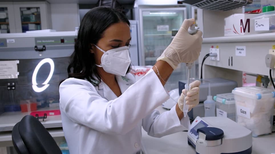 Investigating the Phagocytosis of <em>Leishmania</em> using Confocal Microscopy