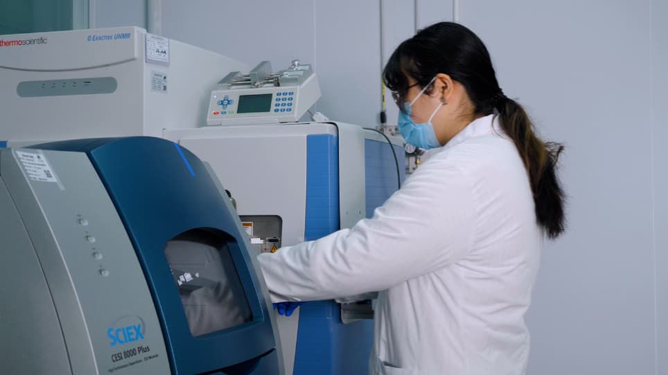 Capillary Electrophoresis-based Hydrogen/Deuterium Exchange for Conformational Characterization of Proteins with Top-down Mass Spectrometry
