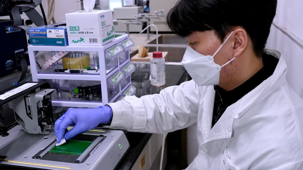 Elaborate Control of Inkjet Printer for Fabrication of Chip-based Supercapacitors