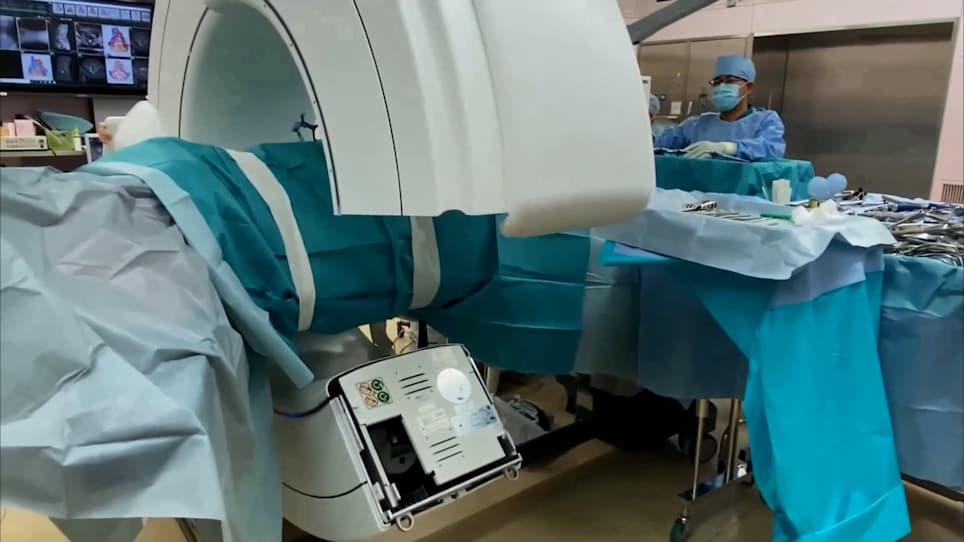 Transtubular Endoscopic Posterolateral Decompression for L5-S1 Lumbar Lateral Disc Herniation