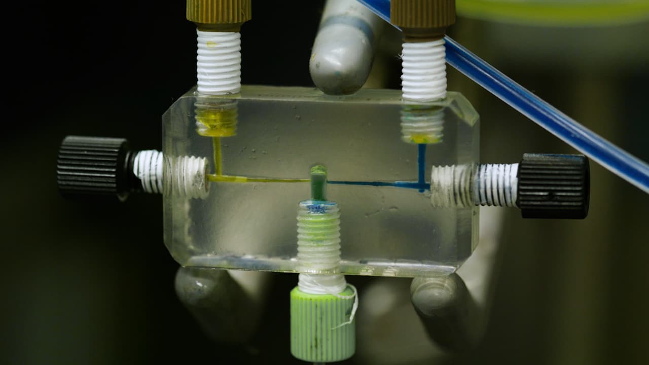 Synthesizing Lipid Nanoparticles by Turbulent Flow in Confined Impinging Jet Mixers