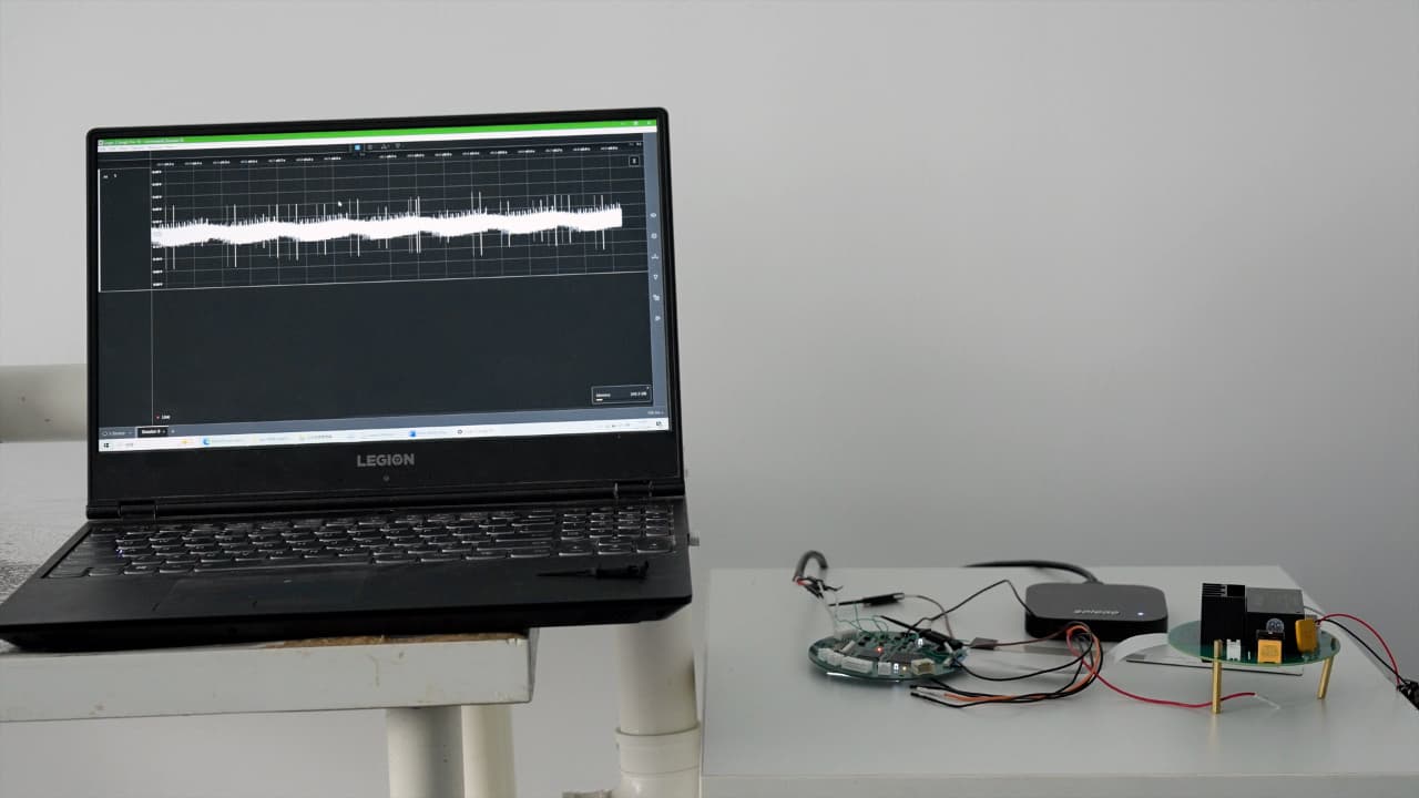 High-precision Electromagnetic Flowmeter with Empty Pipe Detection via Complex Programmable Logic Device-based Waveform Recognition