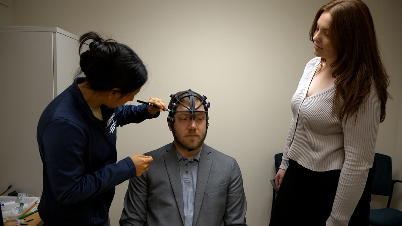 Personalized 3D-printed Headgear for Multi-electrode Transcranial Electrical Stimulation