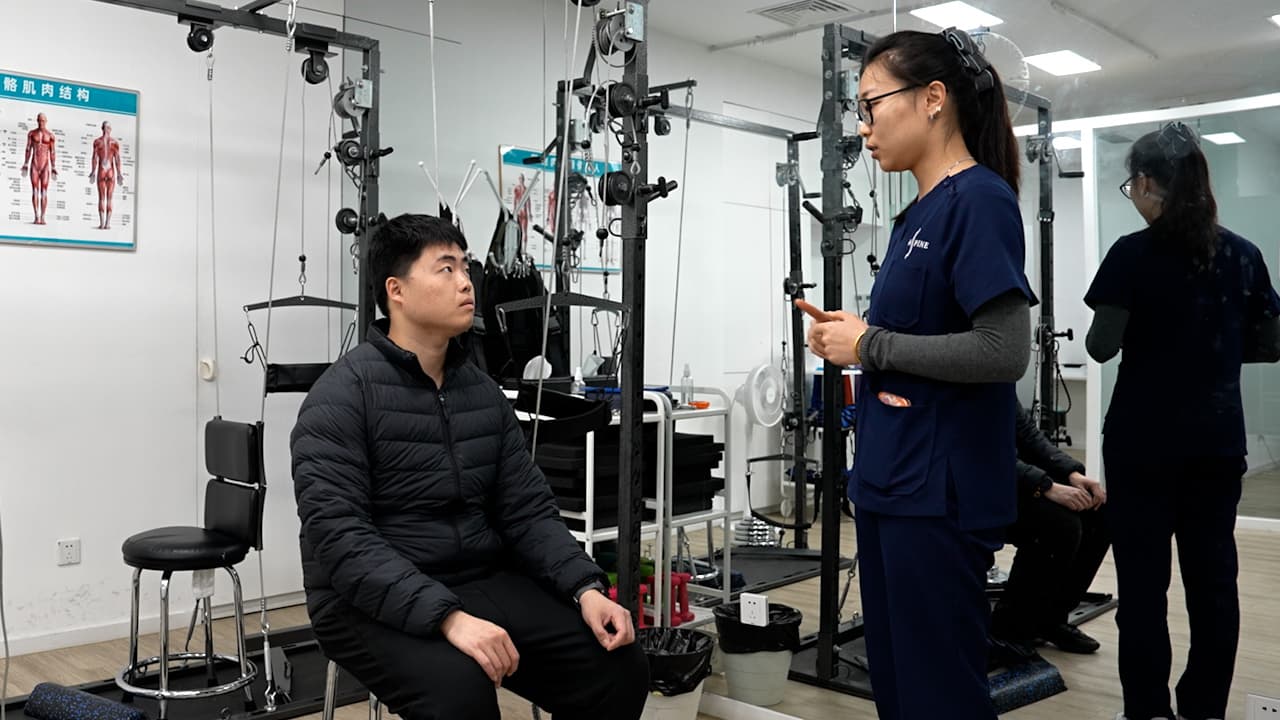 Clinical Efficacy of an Innovative Multidimensional Traction Therapy in Moderate Adolescent Idiopathic Scoliosis