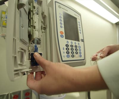 Preparing and Administering Intermittent Intravenous Medications with an Infusion Pump