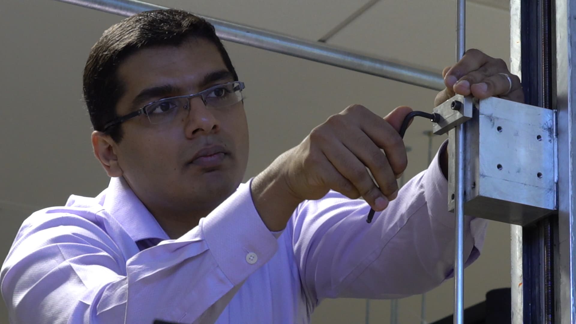 Pressure Transducer: Calibration Using a Pitot-static Tube
