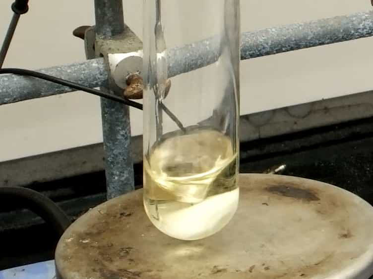 Preparation and Reactivity of a Triphosphenium Bromide Salt: A Convenient and Stable Source of PhosphorusI