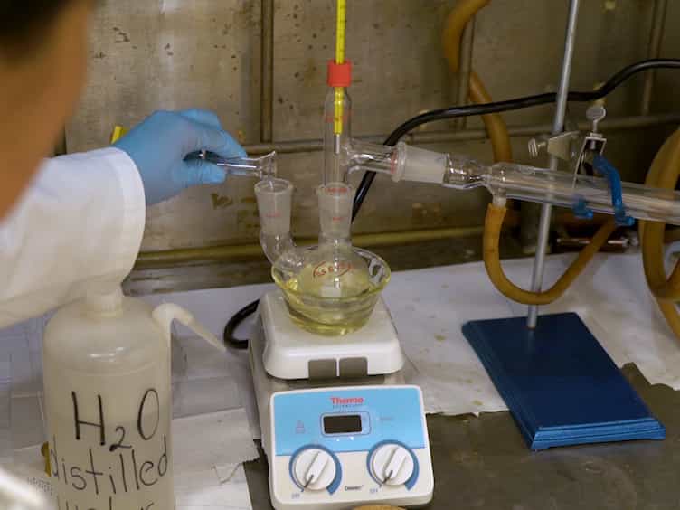 Syntheses, Crystallization, and Spectroscopic Characterization of 3,5-Lutidine N-Oxide Dehydrate