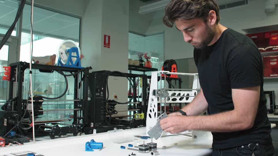 Design of an Open-Source, Low-Cost Bioink and Food Melt Extrusion 3D Printer