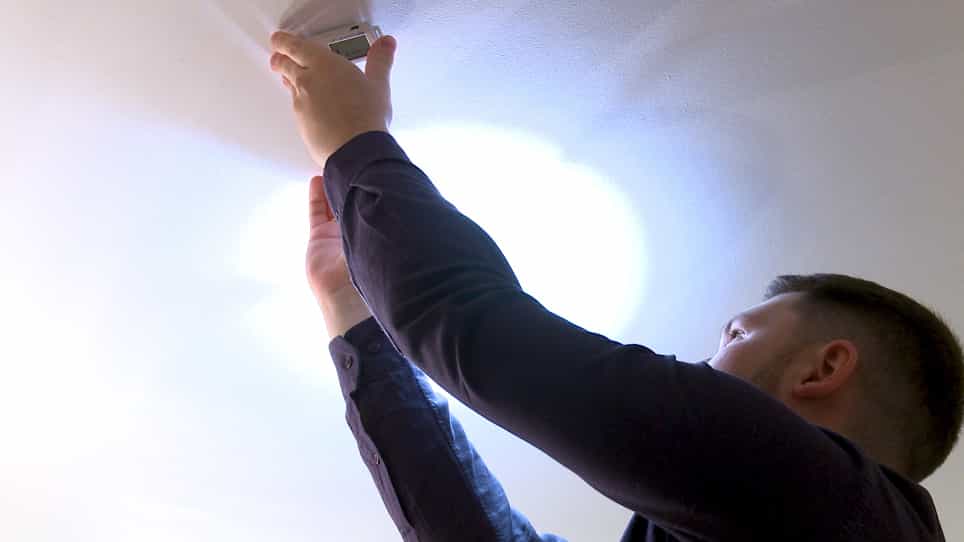Measuring Light-Switching Behavior Using an Occupancy and Light Data Logger