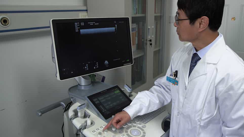 International Expert Consensus and Recommendations for Neonatal Pneumothorax Ultrasound Diagnosis and Ultrasound-guided Thoracentesis Procedure