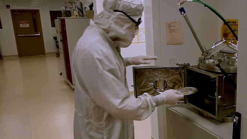 Fabrication of Surface Acoustic Wave Devices on Lithium Niobate