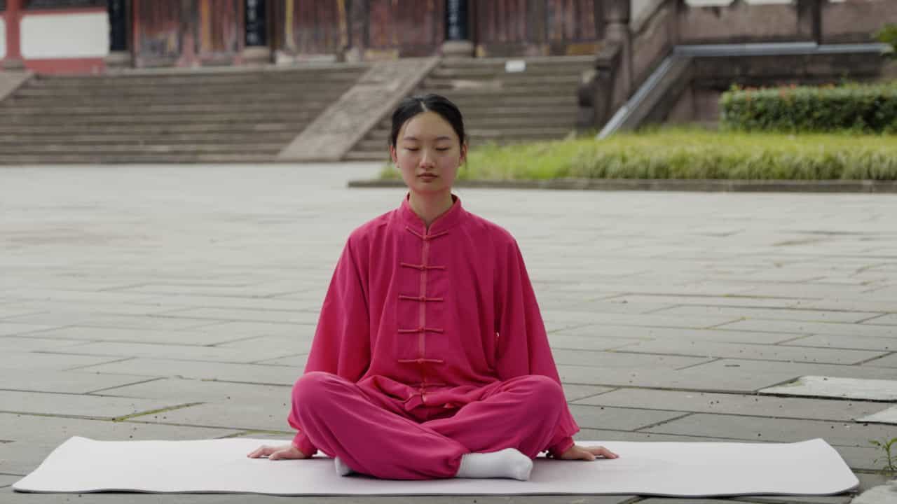 Author Spotlight: Integrating Tai Chi with Mindfulness Training to Achieve an Effective Mind-Body Exercise