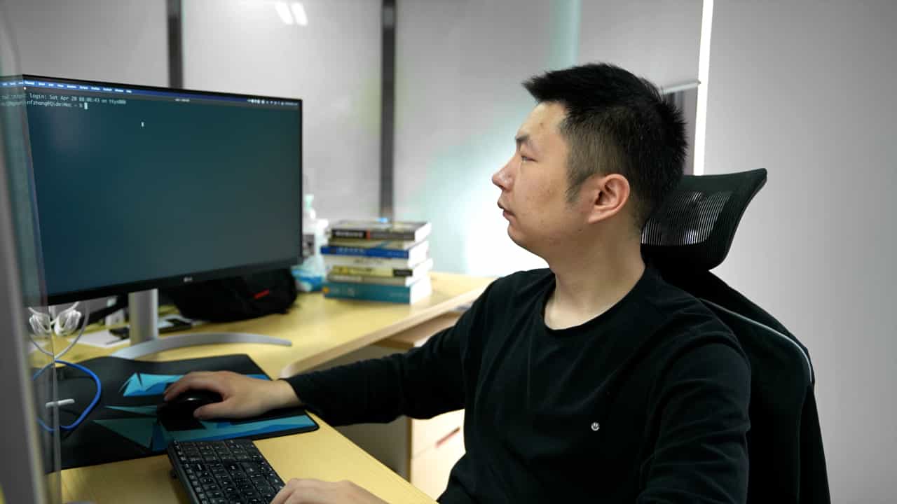 Author Spotlight: Optimizing Cryo-EM Analysis with CryoSieve for Enhanced Particle Selection Efficiency