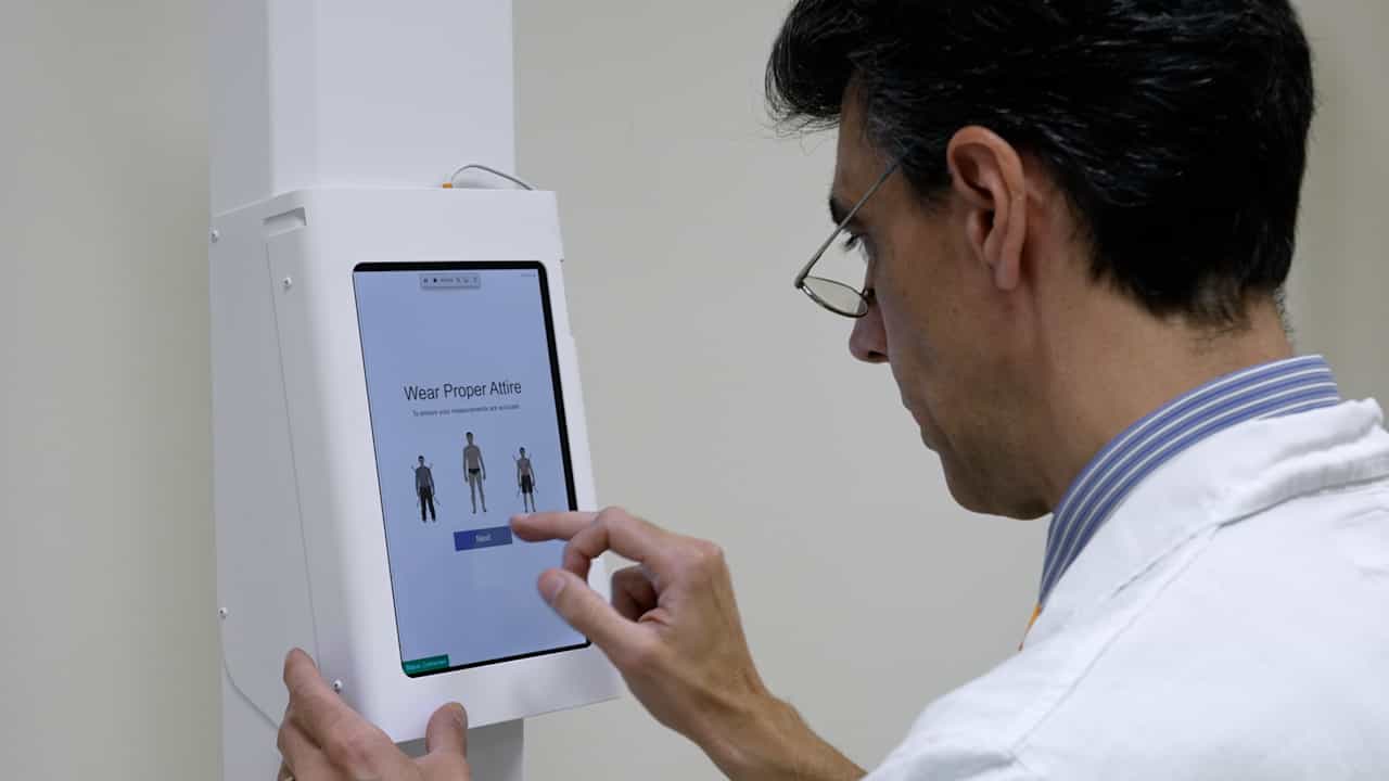 Clinical Anthropometrics and Body Composition from 3-Dimensional Optical Imaging